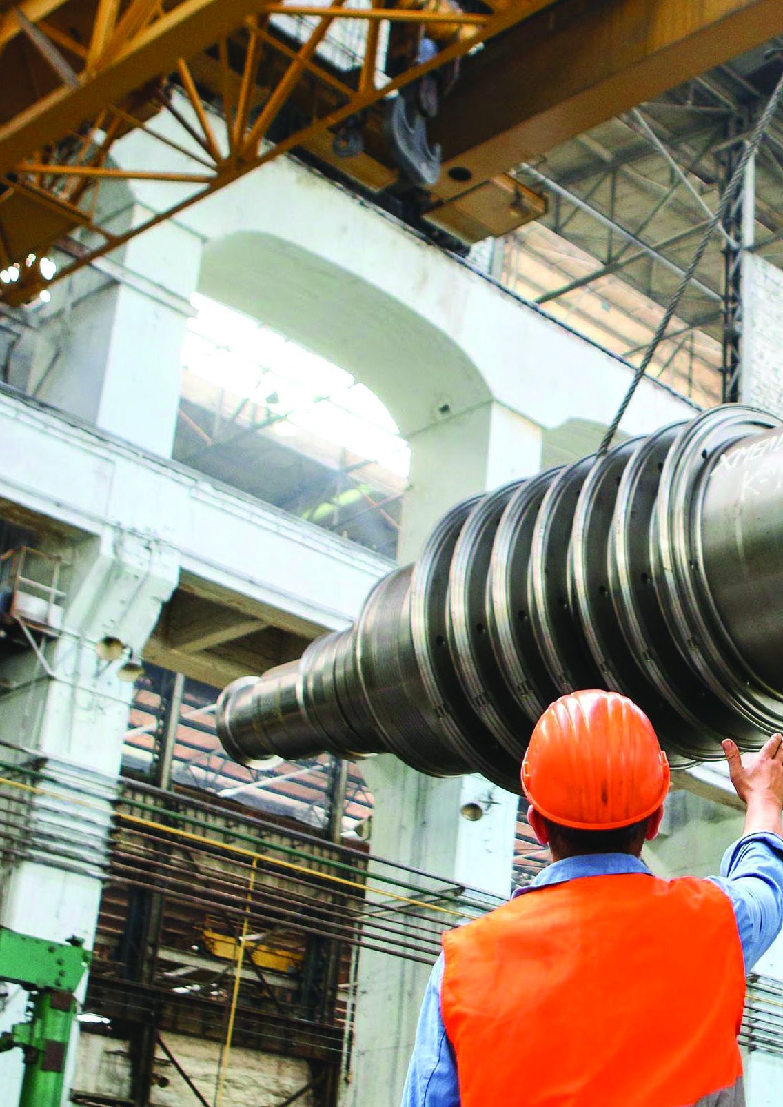 Industrial rotor and workshop lifting equipment with an engineer